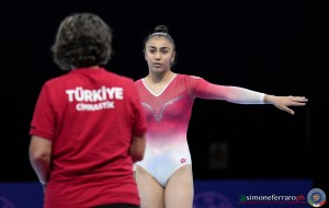 tur ph simone ferraro sfa08435 copia